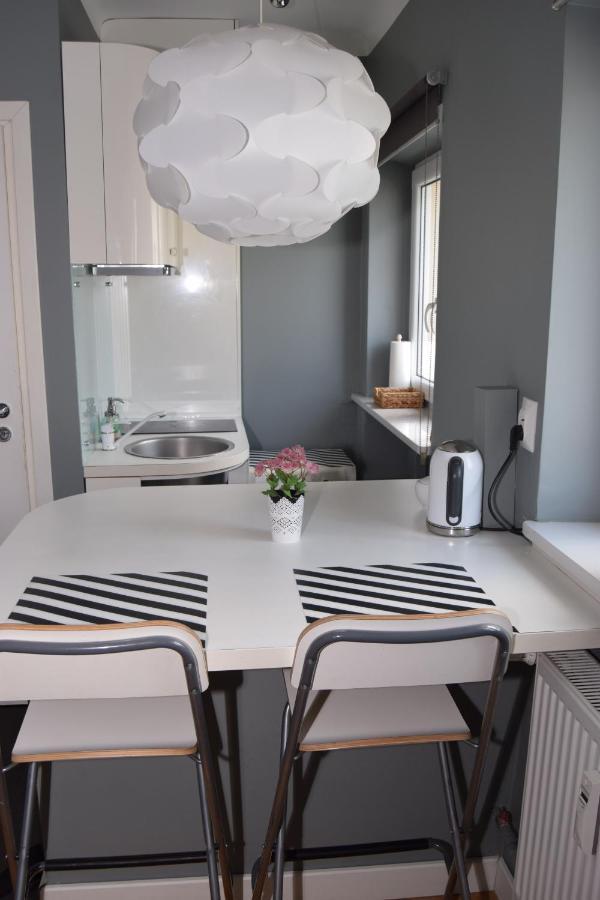 Be My Guest - Hoza Studio - Pkin Super Centrum Metro Wi-Fi Breakfast Warszawa Eksteriør billede